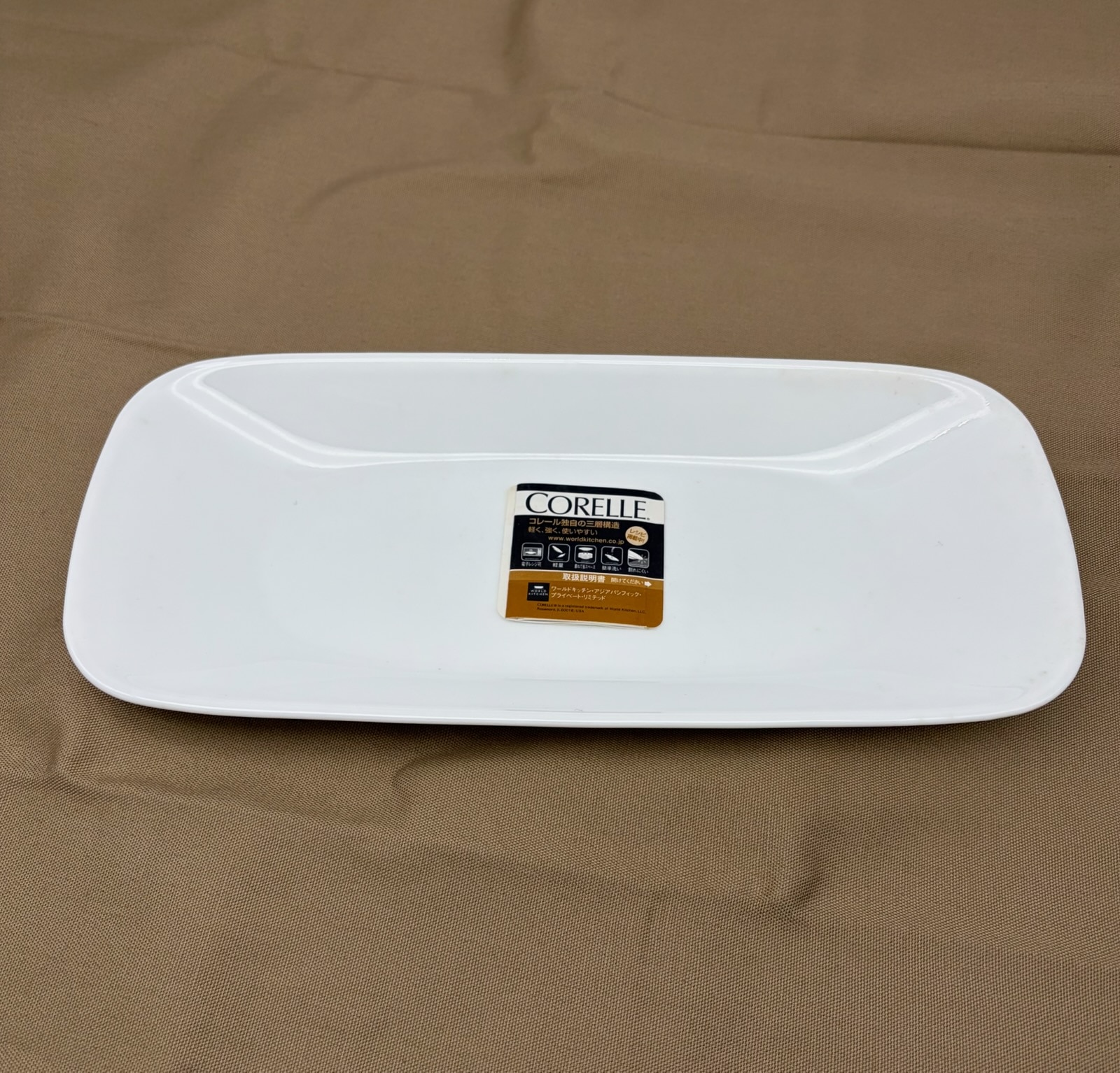 ｺﾚｰﾙ　ｳｲﾝﾀｰﾌﾛｽﾄﾎﾜｲﾄ ｽｸｴｱ長皿 CP-8907　※ｱｳﾄﾚｯﾄ (約)幅265×奥行120mm