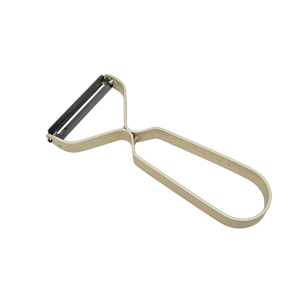 日本製　すごく軽いピーラー　ゴールド